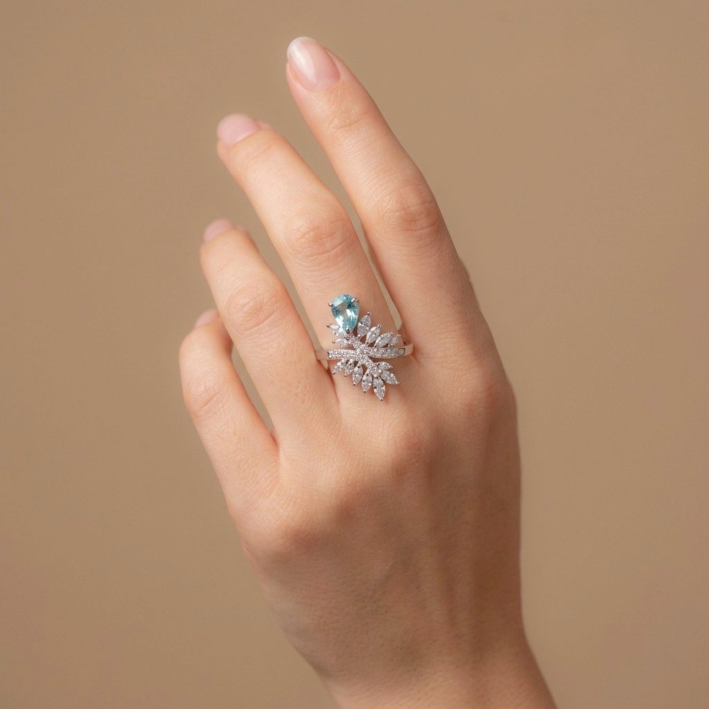 14K 1.13ct Pear Shape Paraiba 1.14cttw VS White Diamonds Ring