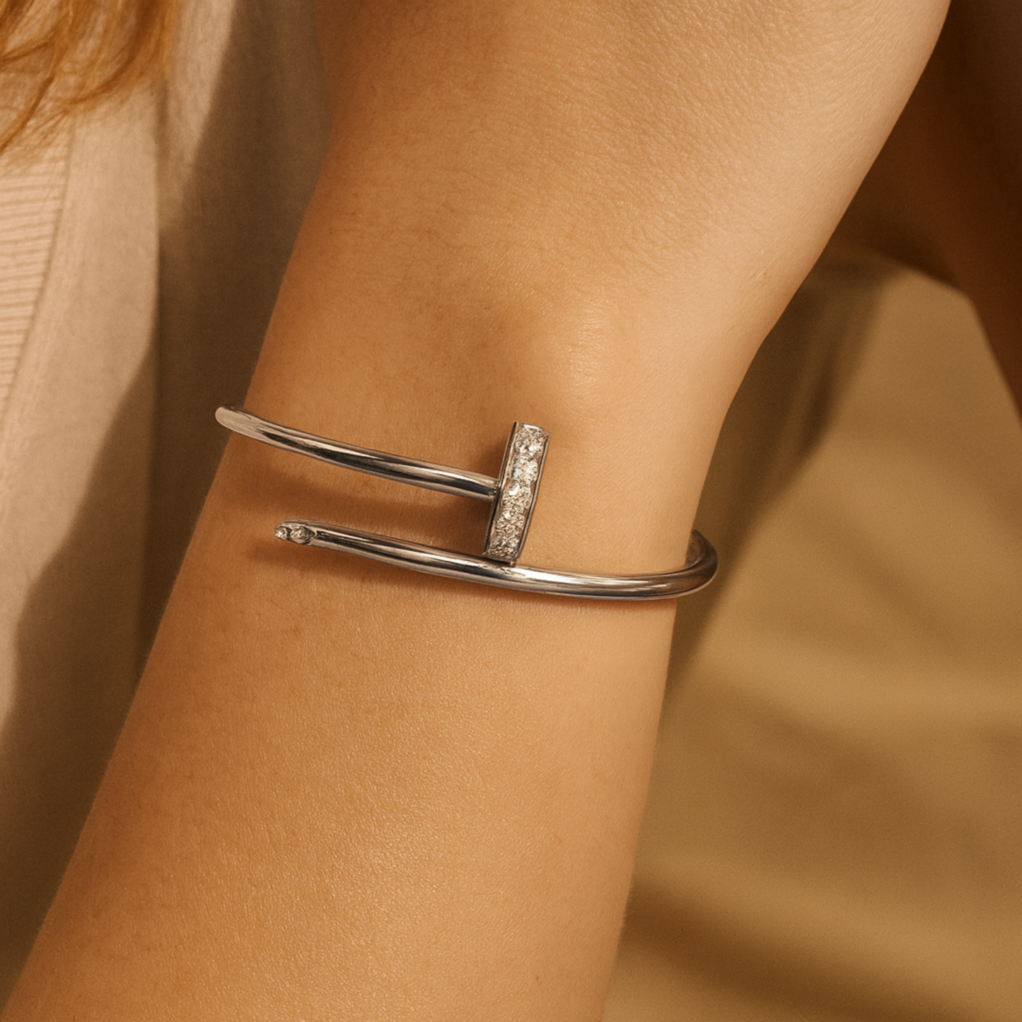 18K 0.50cttw VS White Diamond Nail Bangle