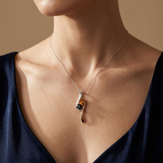 14K 1.73cttw Pear Shape Mandarin Garnet & Tsavorite Pendant