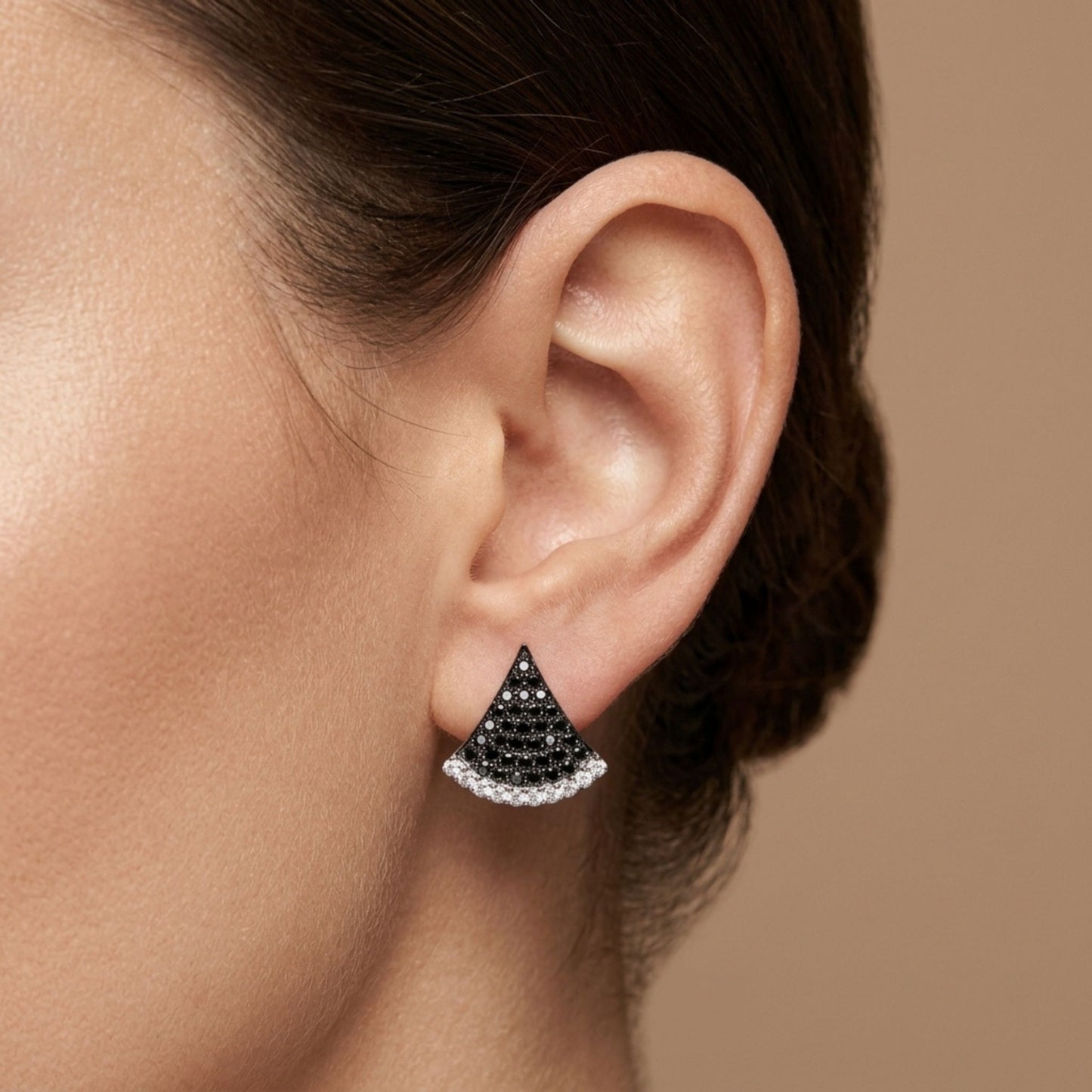 14K 0.80cttw Round Black Diamond 0.27cttw VS White Diamonds Stud Earrings