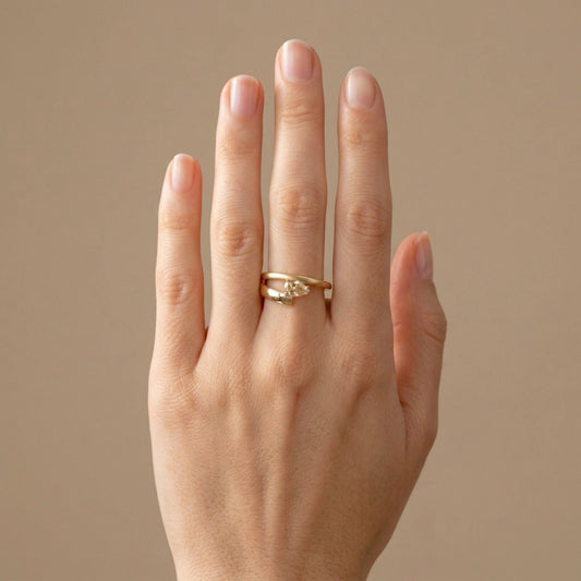 14K 0.32cttw Pear Shape VS Yellow Diamond Ring