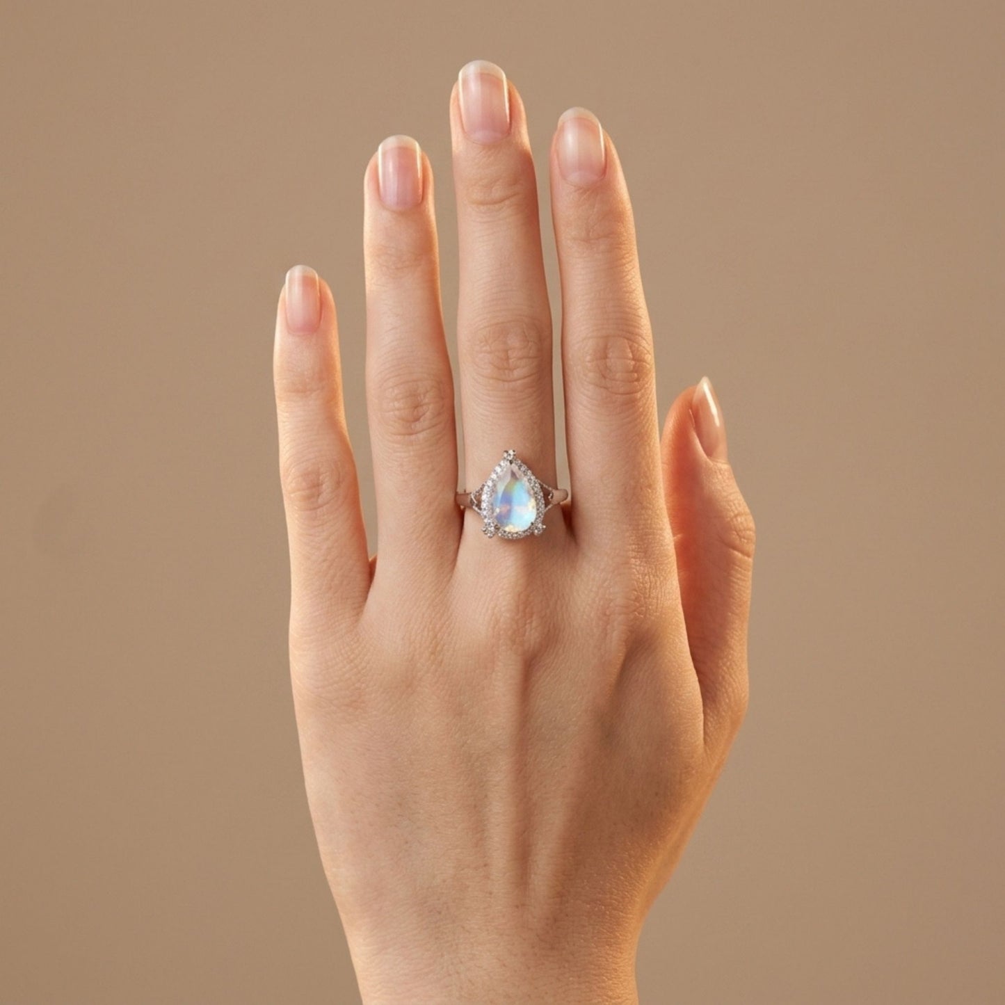 14K 3.09ct Pear Shape Moonstone 0.20cttw White Diamonds Ring