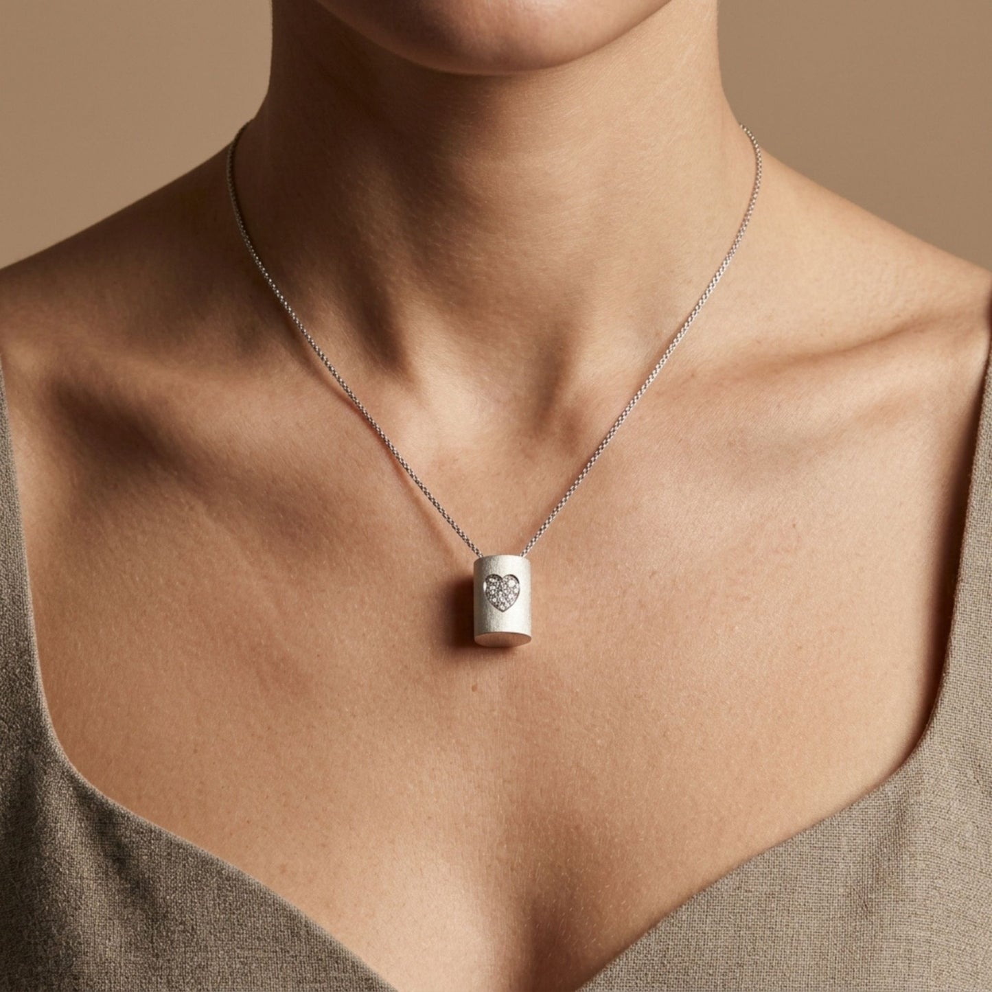 18K 0.21cttw Round White Diamond Necklace