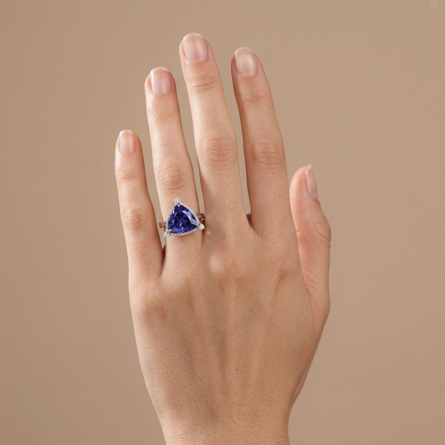 14K 7.32ct Trilliant Blue Wing Tanzanite 0.68cttw VS White Diamonds Ring