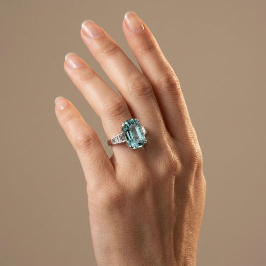14K 6.18ct Cushion Vanadium Beryl 0.46cttw Baguette White Diamond Ring