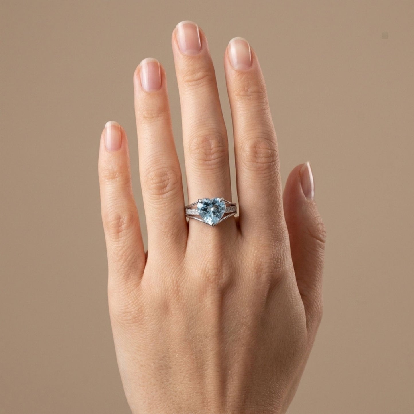14K 3.80ct Heart Shape Santa Maria Aquamarine 0.21cttw VS White Diamonds Ring