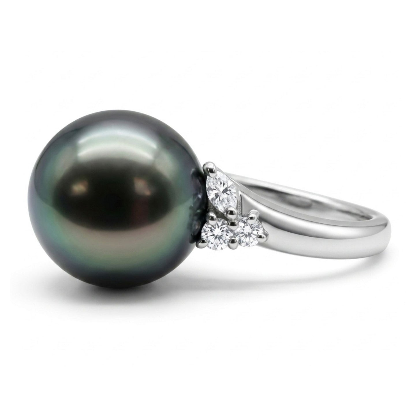 Platinum 12.4mm Tahitian Black Pearl 0.25cttw White Diamonds Ring
