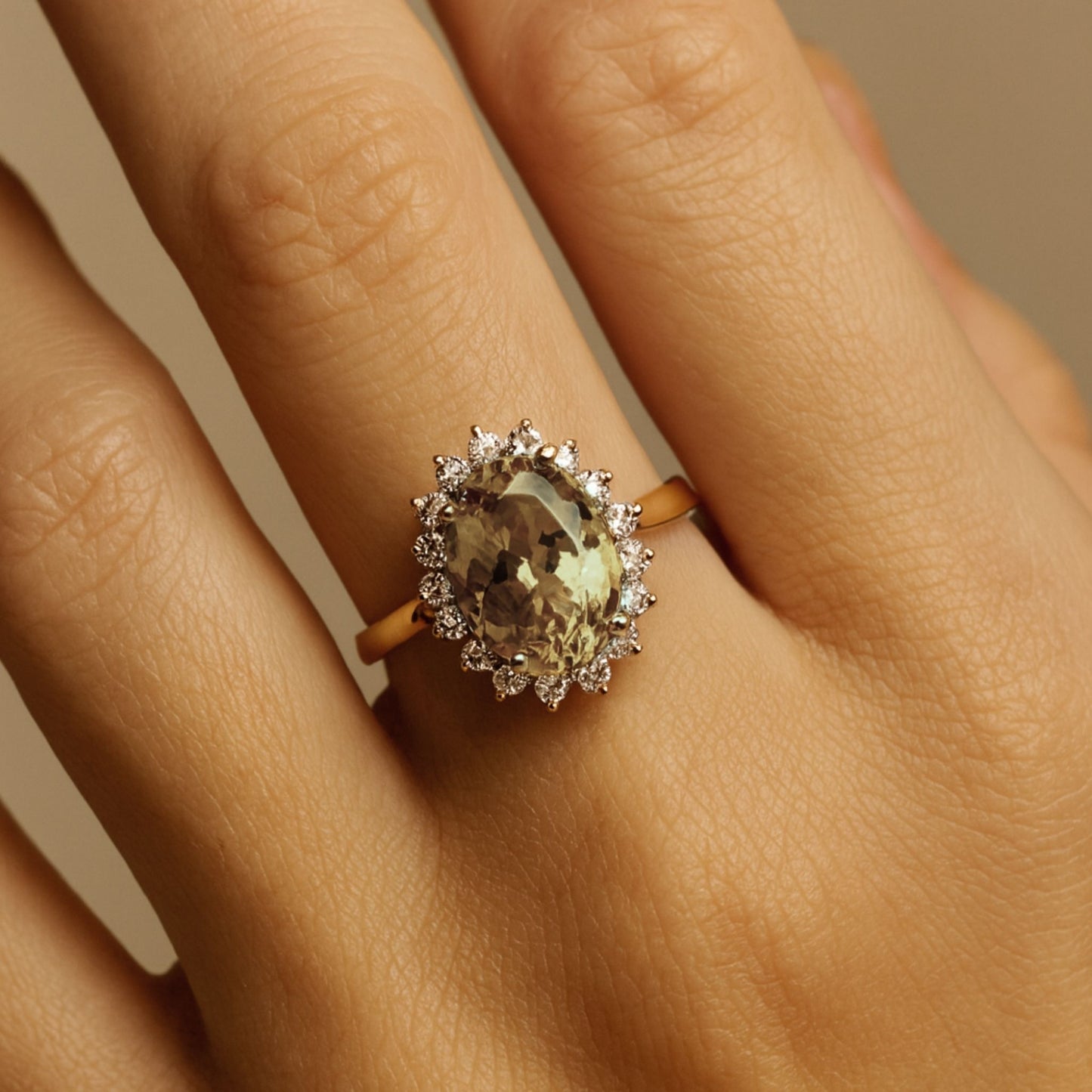 14K 6.67ct Oval Color Change Diaspore 0.72cttw VS White Diamonds Ring