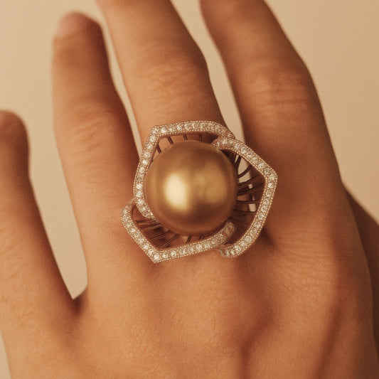 18K 14mm South Sea Golden Pearl 0.54cttw White Diamonds Ring