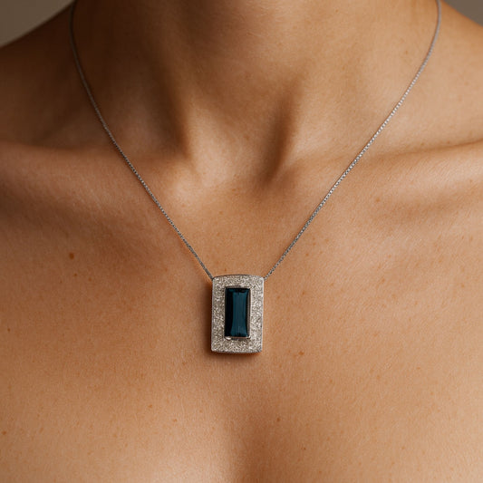 18K 2.76ct Barrel Cut Indicolite 0.65cttw White Diamonds Necklace