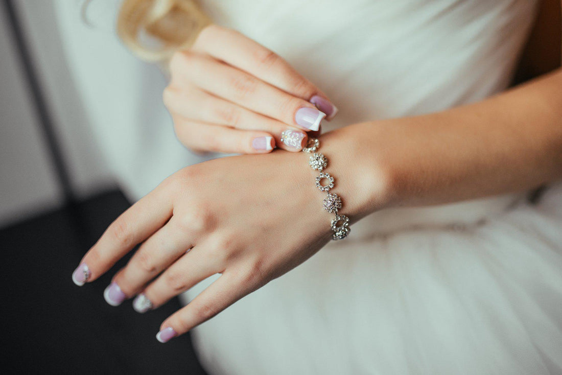 Top Fashion Tips for Accessorizing with Jewelry - TVON