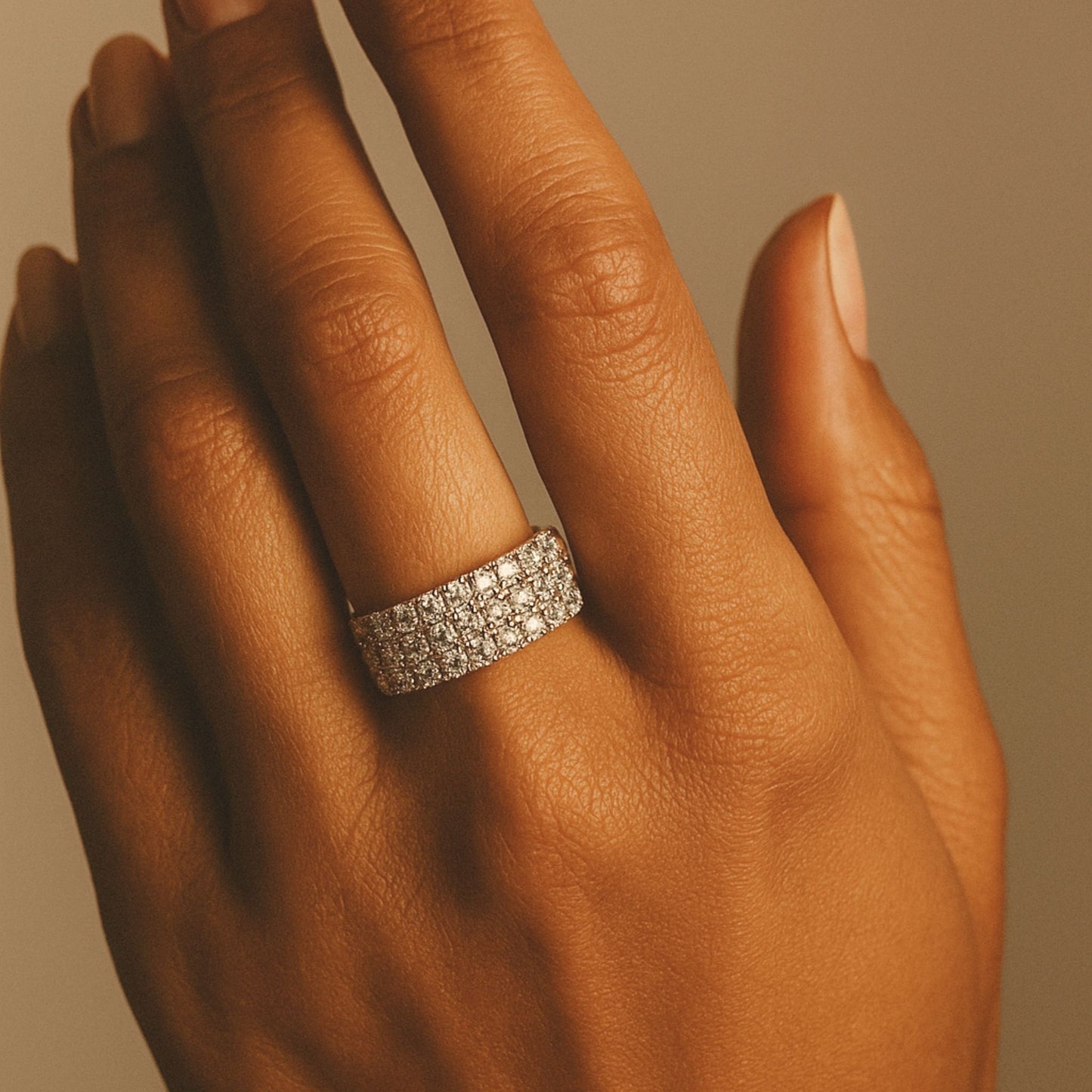 14K 1.09cttw VS White Diamond Band Ring