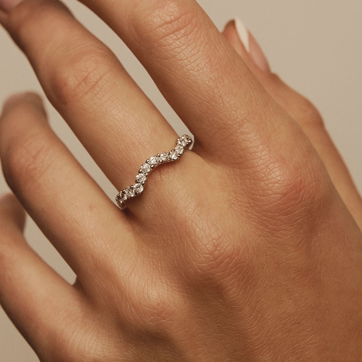 14K 0.87cttw VS White Diamond Band Ring