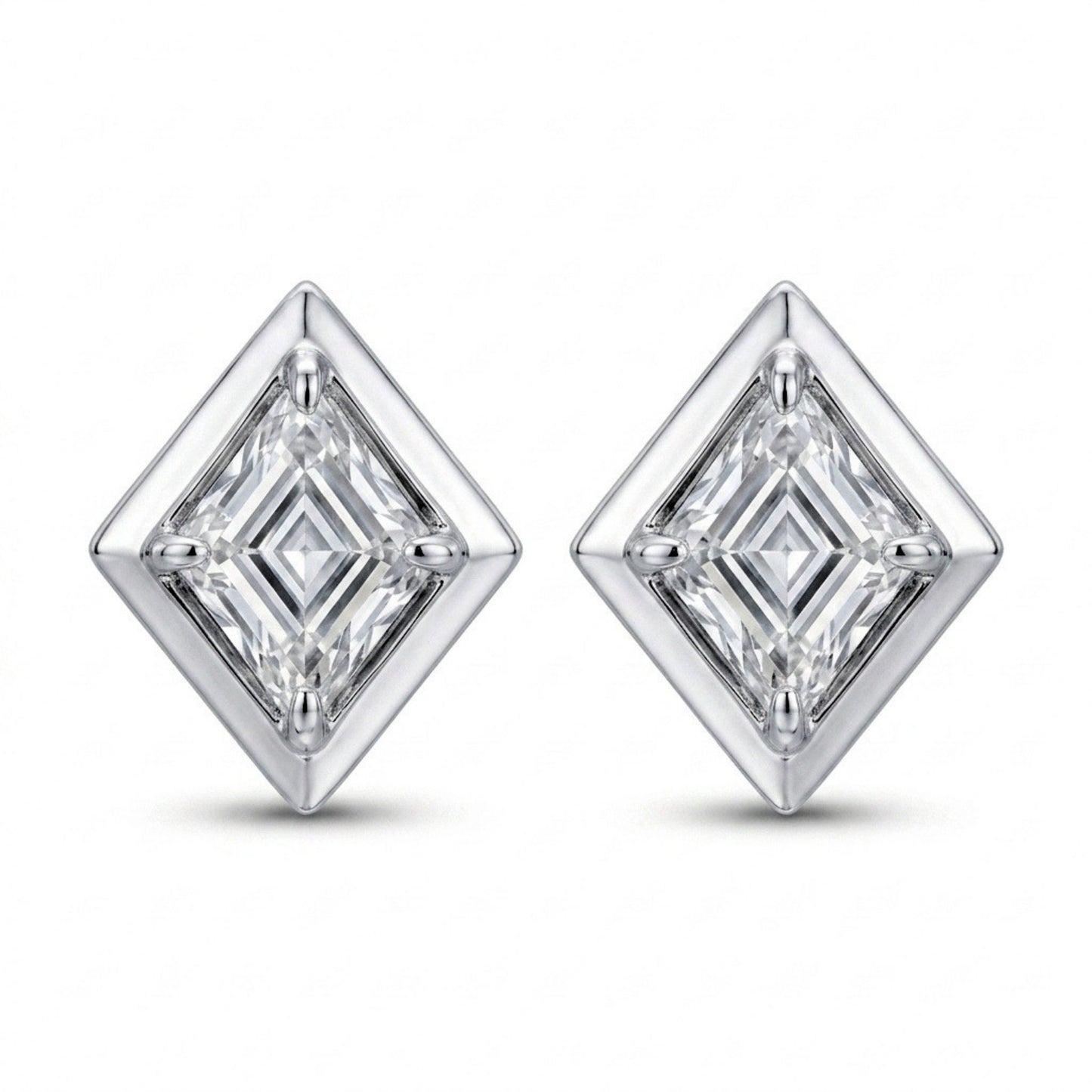 14K 1.16cttw Lozenge Cut VS White Diamond Stud Earrings