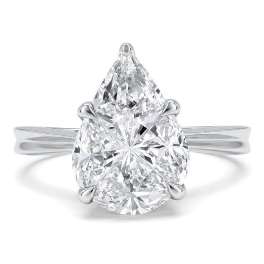 18K 1.03cttw Pie Cut VS White Diamond Ring