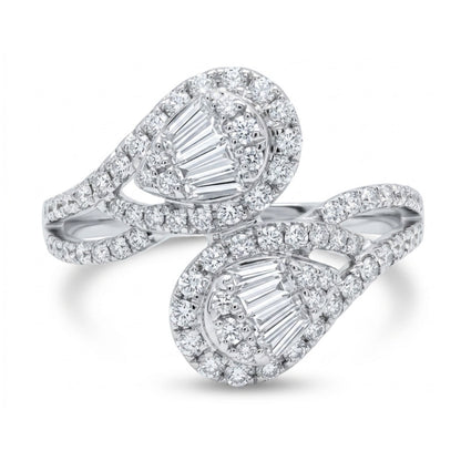 18K 0.55cttw Baguette & Round VS White Diamonds Ring