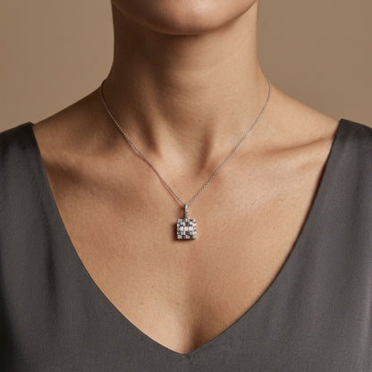 18K 0.37cttw Baguette & Round VS White Diamonds Pendant