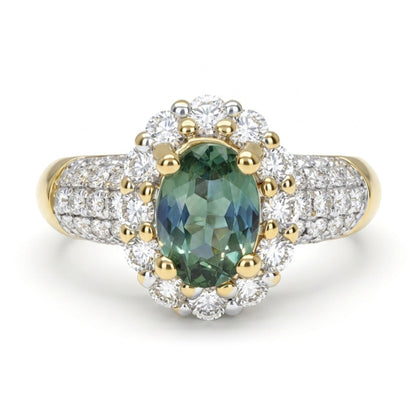 14K 0.80ct Oval Alexandrite 0.74cttw VS White Diamonds Ring