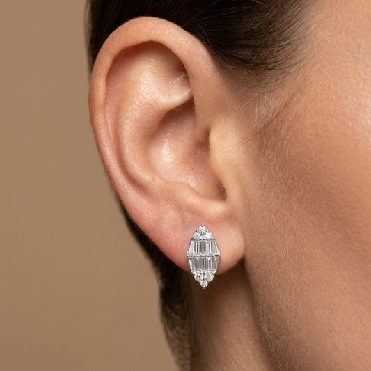 18K 1.58cttw Baguette & Round VS White Diamond Stud Earrings