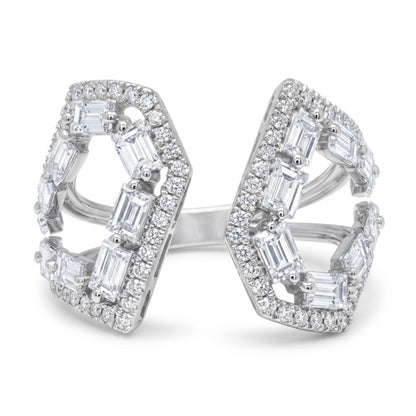 18K 1.38cttw Baguette & Round White Diamonds Ring