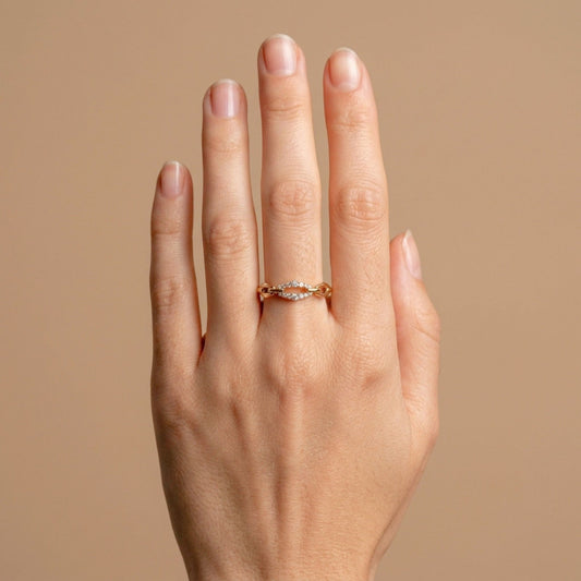 14K 0.12cttw Round White Diamond Ring