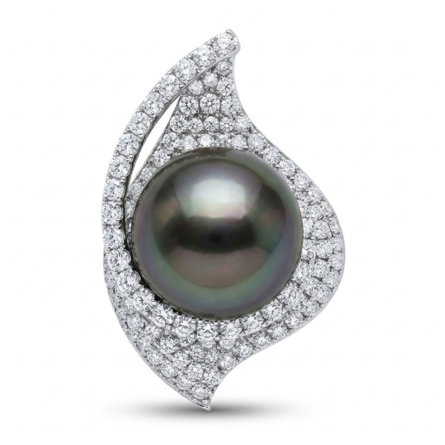 18K 15.5mm Tahitian Black Pearl 3.18cttw White Diamonds Pendant