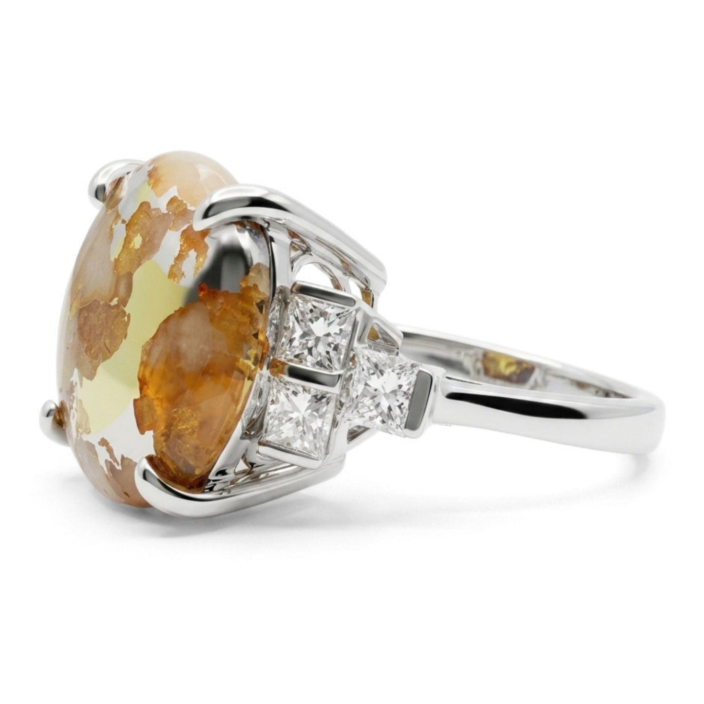 14K 12.94ct Round Natural Gold Quartz 0.66cttw VS White Diamonds Ring