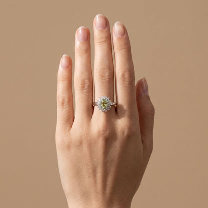 14K 0.81ct Oval Green Paraiba 0.58cttw VS White Diamonds Ring
