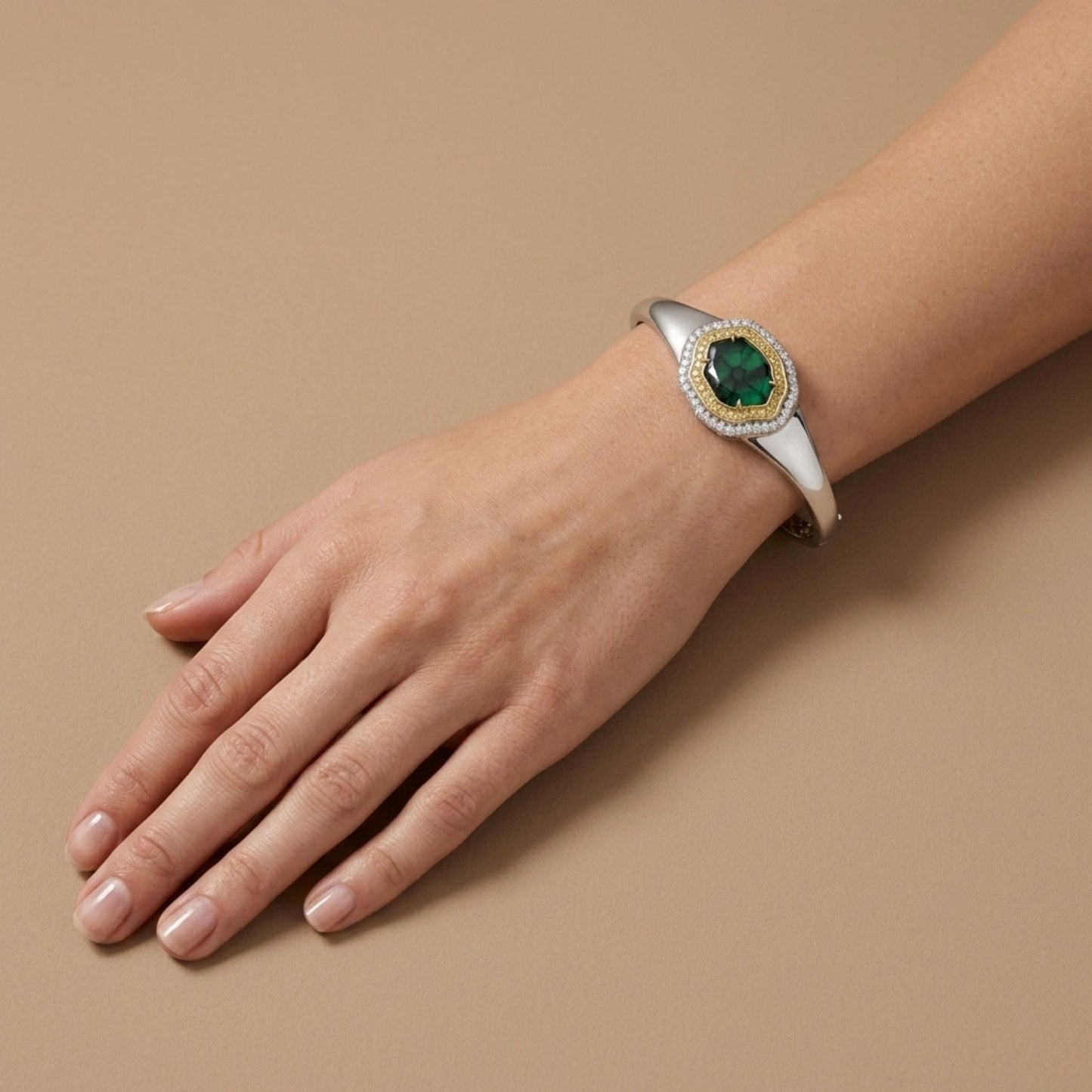 14K 2.05ct Trapiche Emerald 0.41cttw Yellow & White Diamonds Bangle