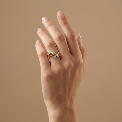 14K 0.16cttw Round White Diamond Ring