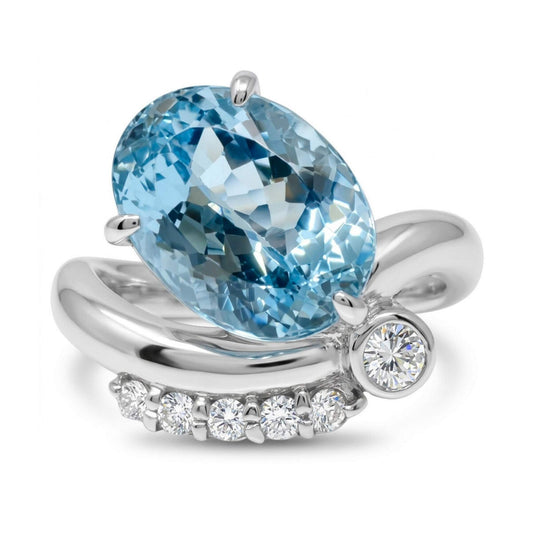 Platinum 3.41ct Oval Santa Maria Aquamarine 0.49cttw White Diamonds Ring