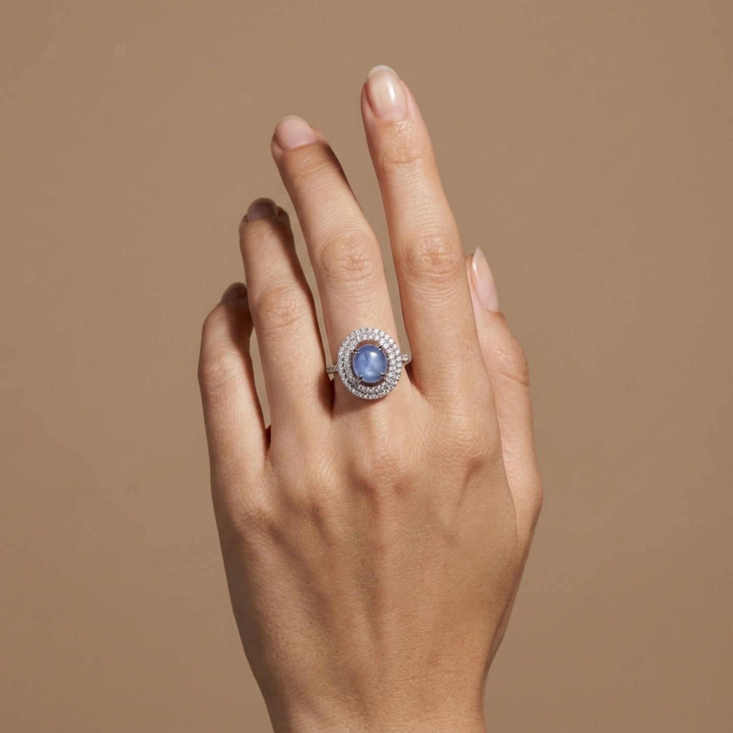 18K 2.16ct Oval Star Sapphire 0.67cttw White Diamonds Ring