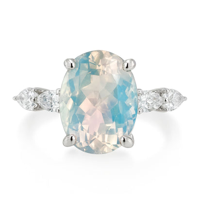 14K 5.00ct Oval Moonstone 0.47cttw VS White Diamonds Ring