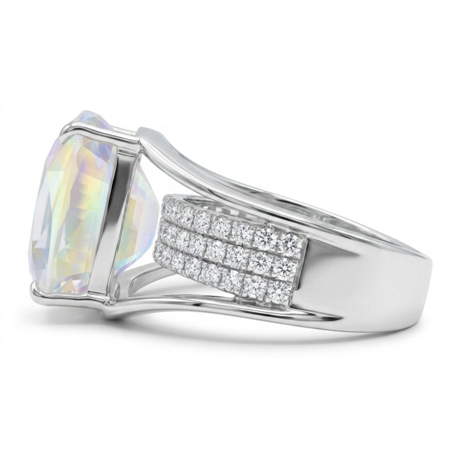 14K 8.55ct Cushion Moonstone 0.76cttw VS White Diamonds Ring
