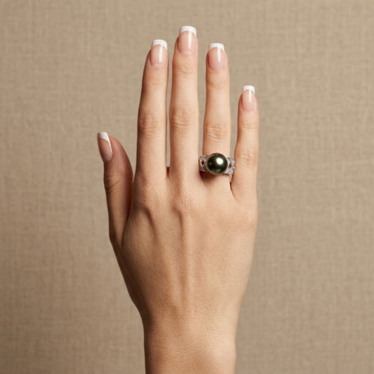 Platinum 12.5mm Tahitian Black Pearl 0.17cttw White Diamonds Ring