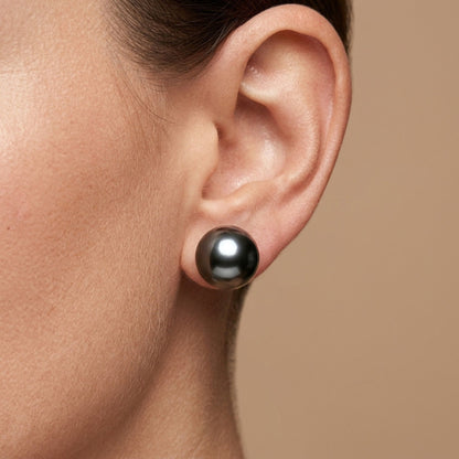 18K 9mm Tahitian Black Pearl Stud Earrings