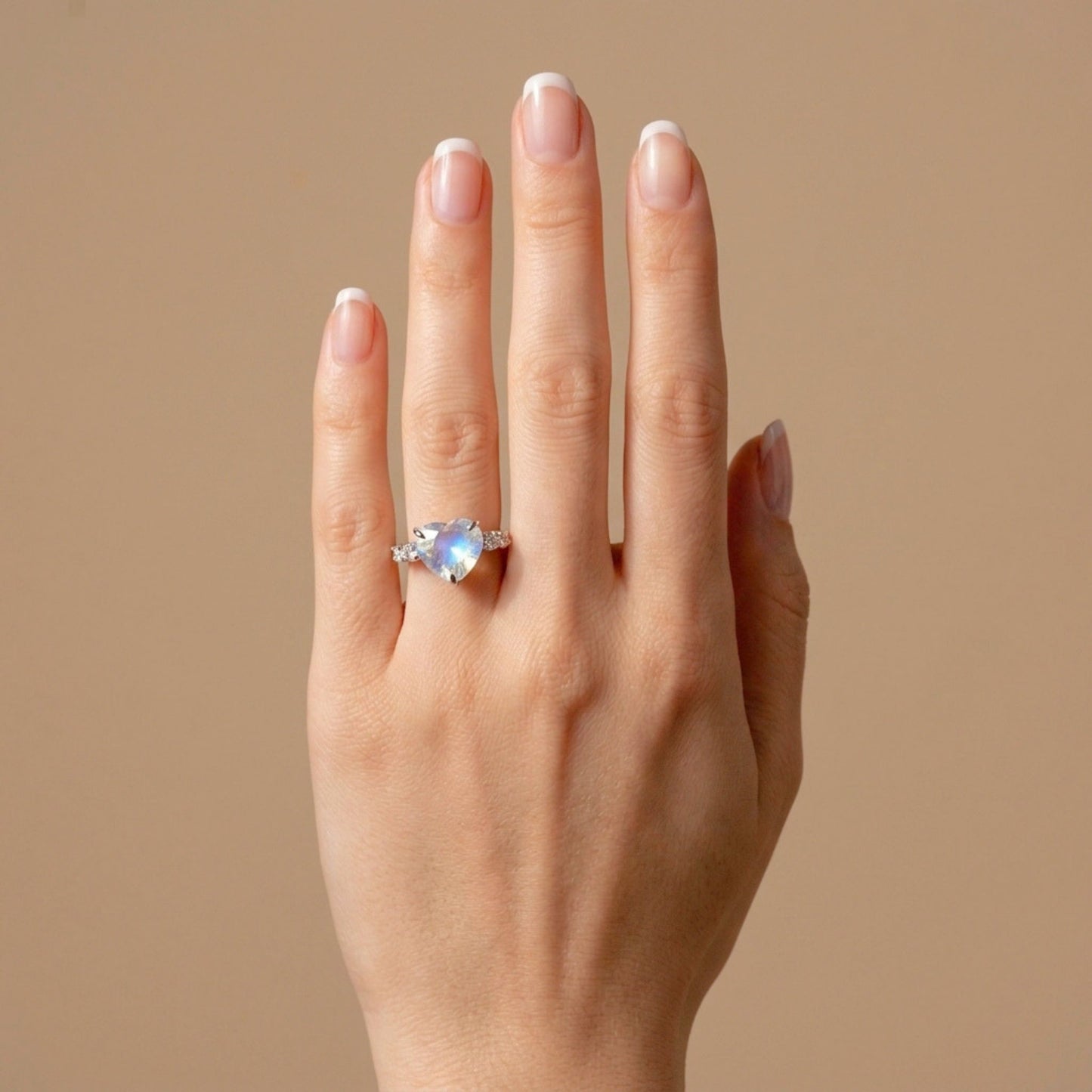 14K 7.79ct Heart Shape Moonstone 0.96cttw VS White Diamonds Ring