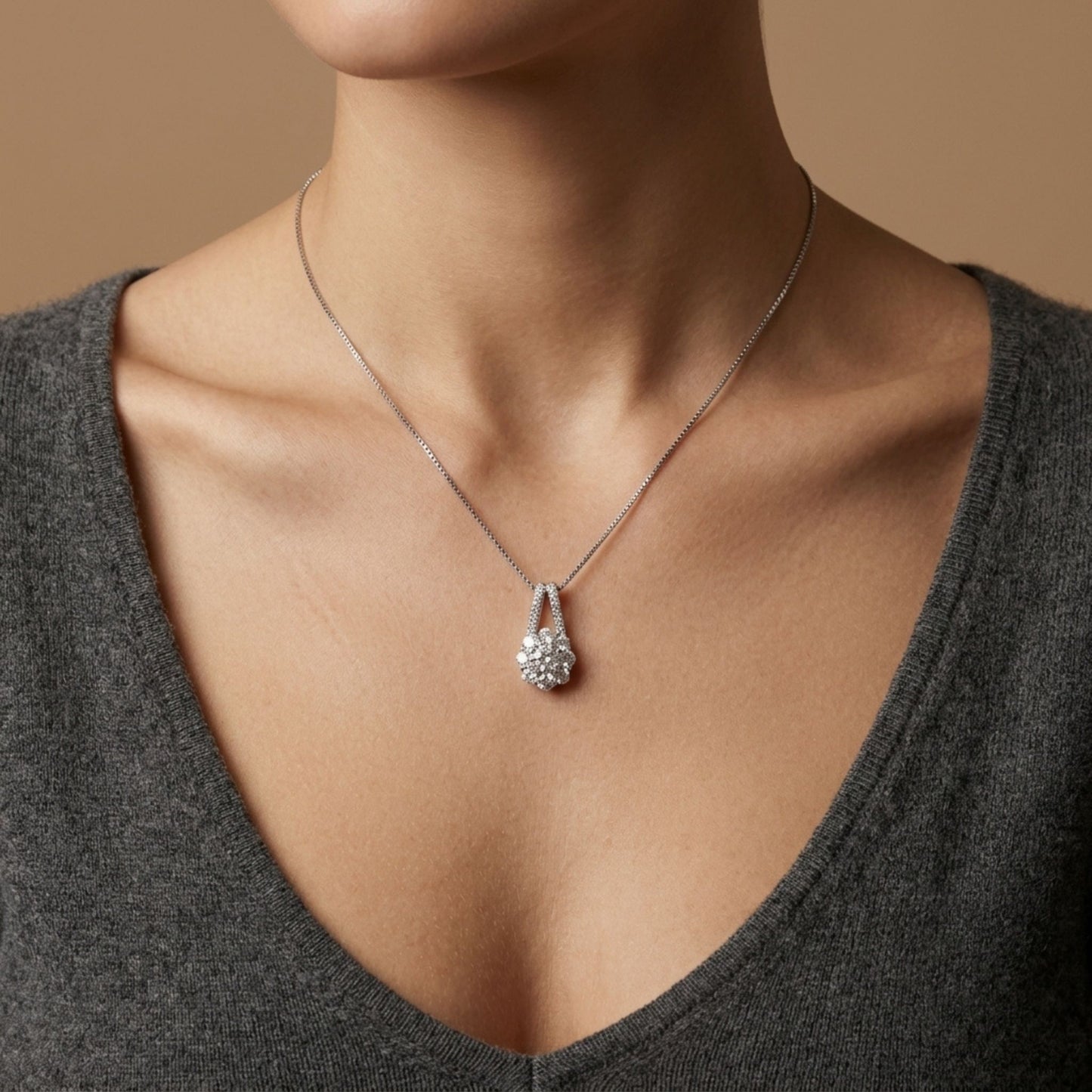 Platinum 0.61cttw White Diamonds Necklace