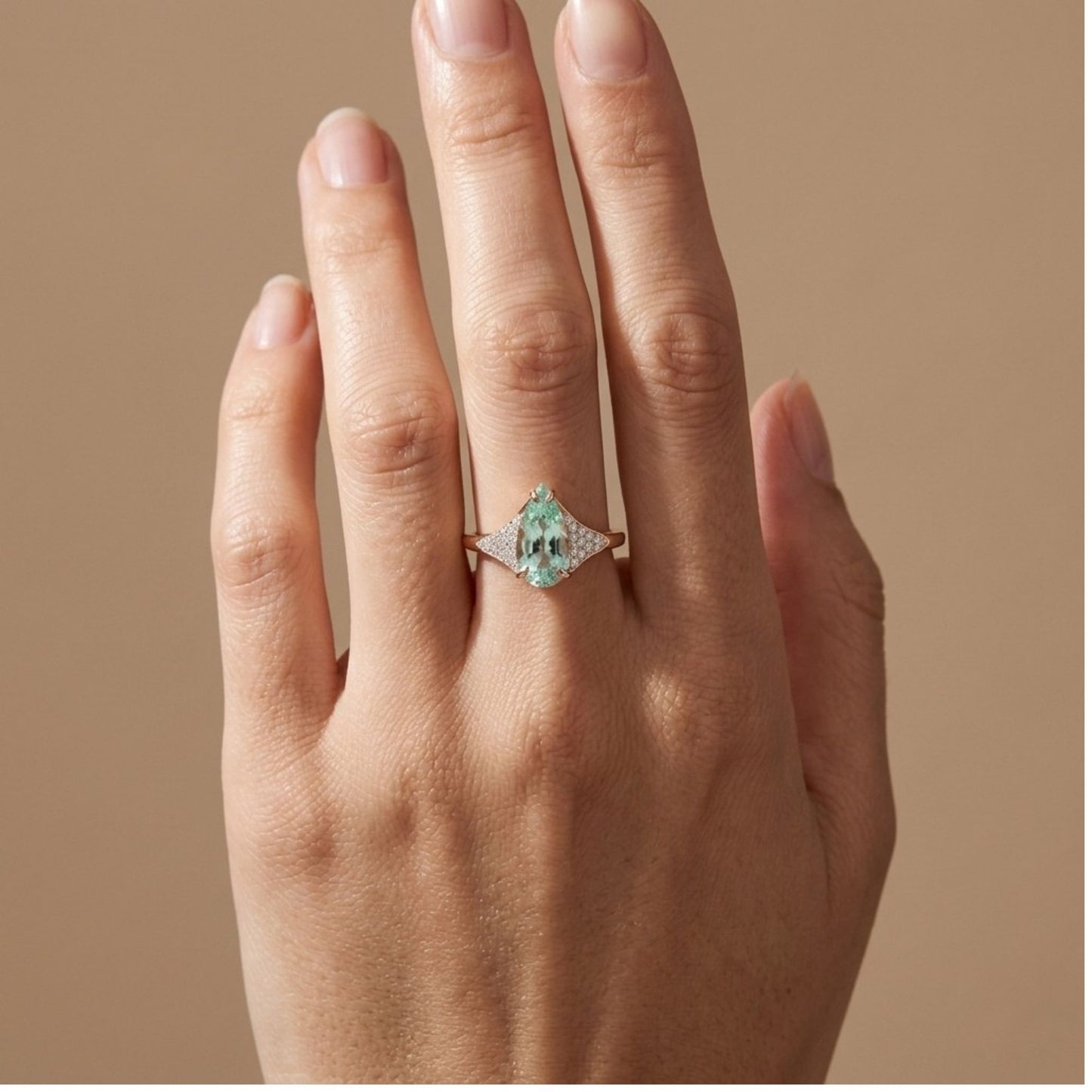 14K 1.92ct Pear Shape Vanadium Beryl 0.16cttw VS White Diamonds Ring