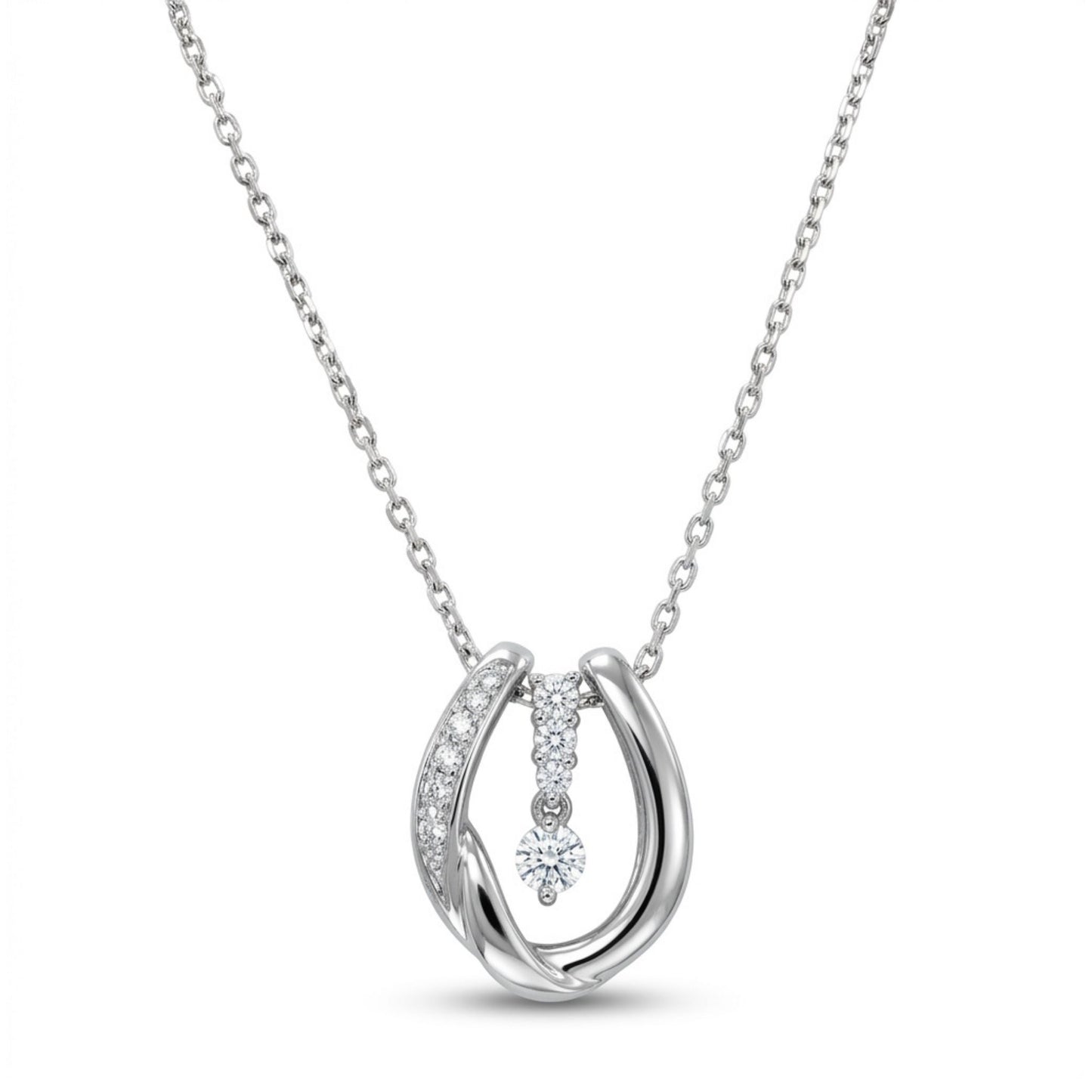 Platinum 0.23cttw Round White Diamonds Necklace