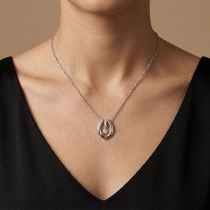Platinum 0.23cttw Round White Diamonds Necklace
