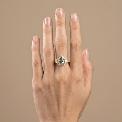 18K 1.69ct Pear Shape Vanadium Beryl 0.97cttw White Diamonds Ring
