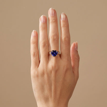 14K 5.33ct Heart Shape Blue Wing Tanzanite 0.21cttw VS White Diamonds Ring