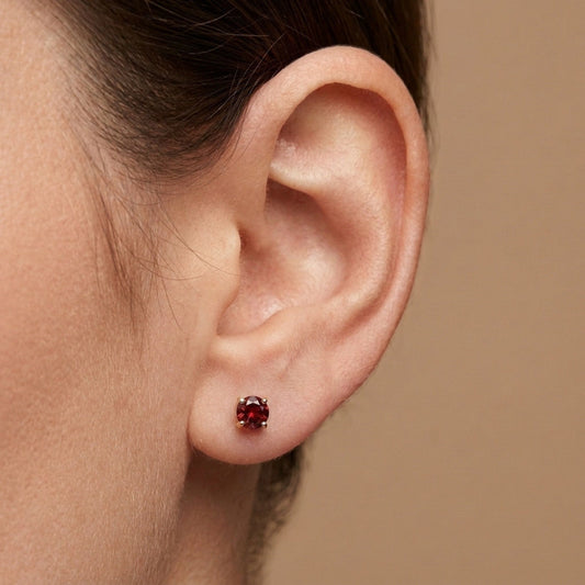 18K 0.23cttw Round Red Beryl Stud Earrings