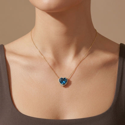 18K 9.18ct Heart Shape Blue Zircon 0.37cttw White Diamonds Necklace