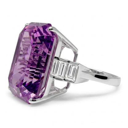 14K 25.55ct Radiant Kunzite 0.50cttw Baguette VS White Diamond Ring
