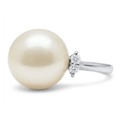 Platinum 12.7mm Freshwater White Pearl 0.12cttw White Diamonds Ring