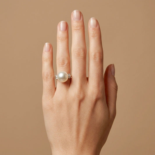 Platinum 12.7mm Freshwater White Pearl 0.12cttw White Diamonds Ring