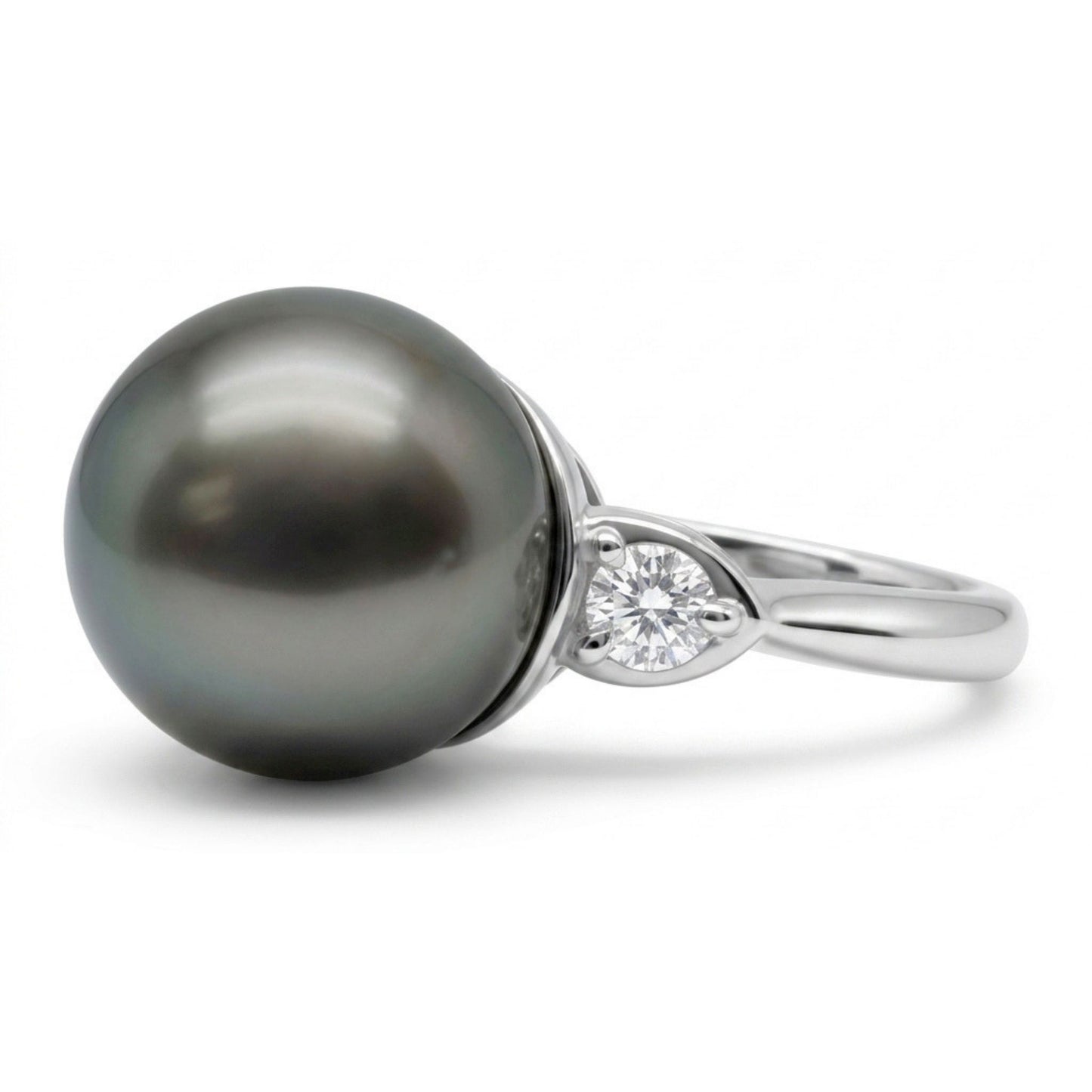 Platinum 12.7mm Tahitian Black Pearl 0.28cttw White Diamonds Ring