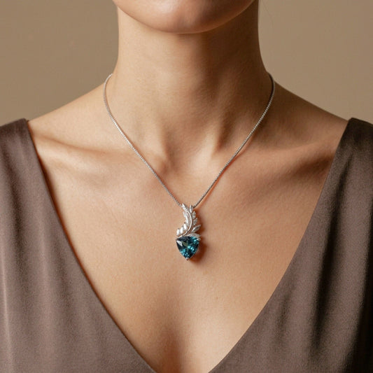 18K 5.03ct Trilliant Blue Zircon 0.30cttw White Diamonds Necklace